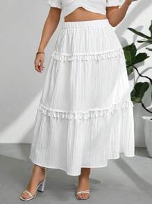 SHEIN Privé Plus Size White Maxi Skirt: Bohemian Tassel Trimmed Long Summer Skirt For Women - White - View 3