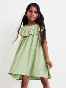 SHEIN Young Girls' Loose Round Neck Dress With Cherry Blossom Embroidery, Ruffle Hem And Cap Sleeves, Green, Casual Mori Style For Spring & Vacation