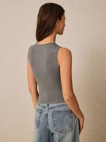 Poéselle Parte superior tipo tank de mujer informal de punto elástico con ajuste ceñido, cuello redondo, diseño con abertura, botones delanteros y unicolor, top de primavera para mujer