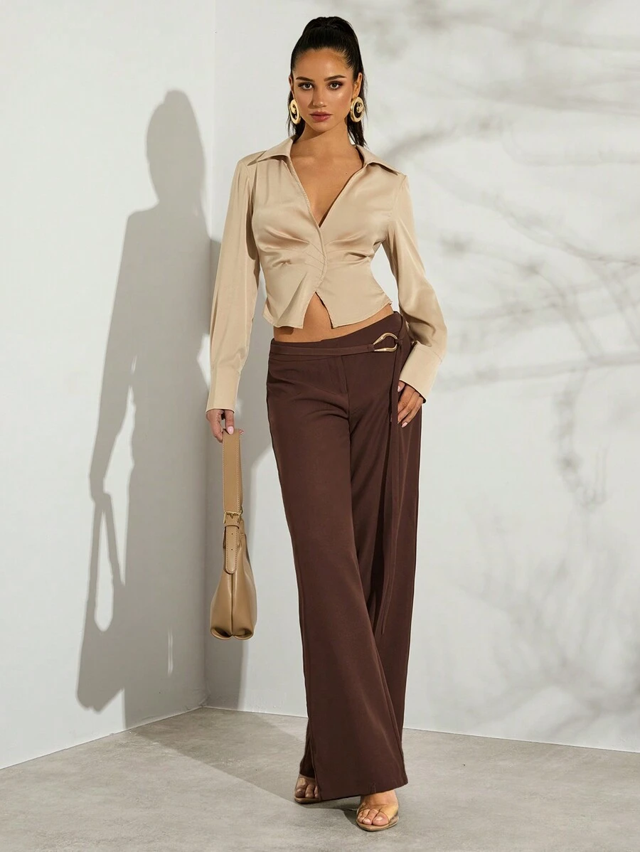 Glamine Camisa feminina de cor sólida com sobreposição frontal, plissada, decote em V profundo, lapela, elegante e sexy, manga comprida - Tops femininos, Dia dos Namorados - Caqui - Ver 1