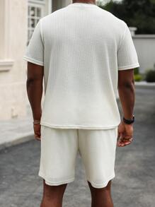 Manfinity Homme Plus Size Men's Solid Color Crew Neck Short Sleeve T-Shirt And Shorts Set - Apricot - View 2