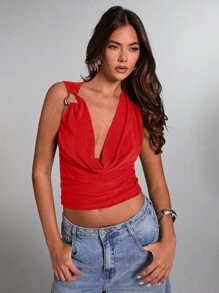 SHEIN BAE Top de punto sin espalda con cuello envolvente y detalles decorativos de metal en color borgoña sólido, adecuada para citas, noches de chicas, fiestas de cumpleaños, fiestas de cócteles, San Valentín, clubes nocturnos, fiestas navideñas, top sexy