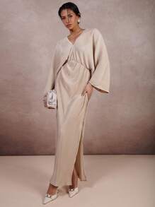COSMINA Elegante abito lungo plissettato senza schienale di colore crema da donna, per primavera/estate - Crema - Visualizzare 1