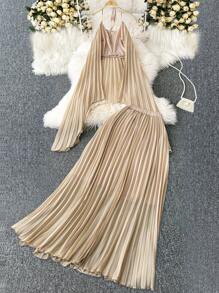 Celure Plus Size Women 2pcs Set: Pleated Solid Color Elegant Spaghetti Strap Camisole And Mini Skirt - Apricot - View 2