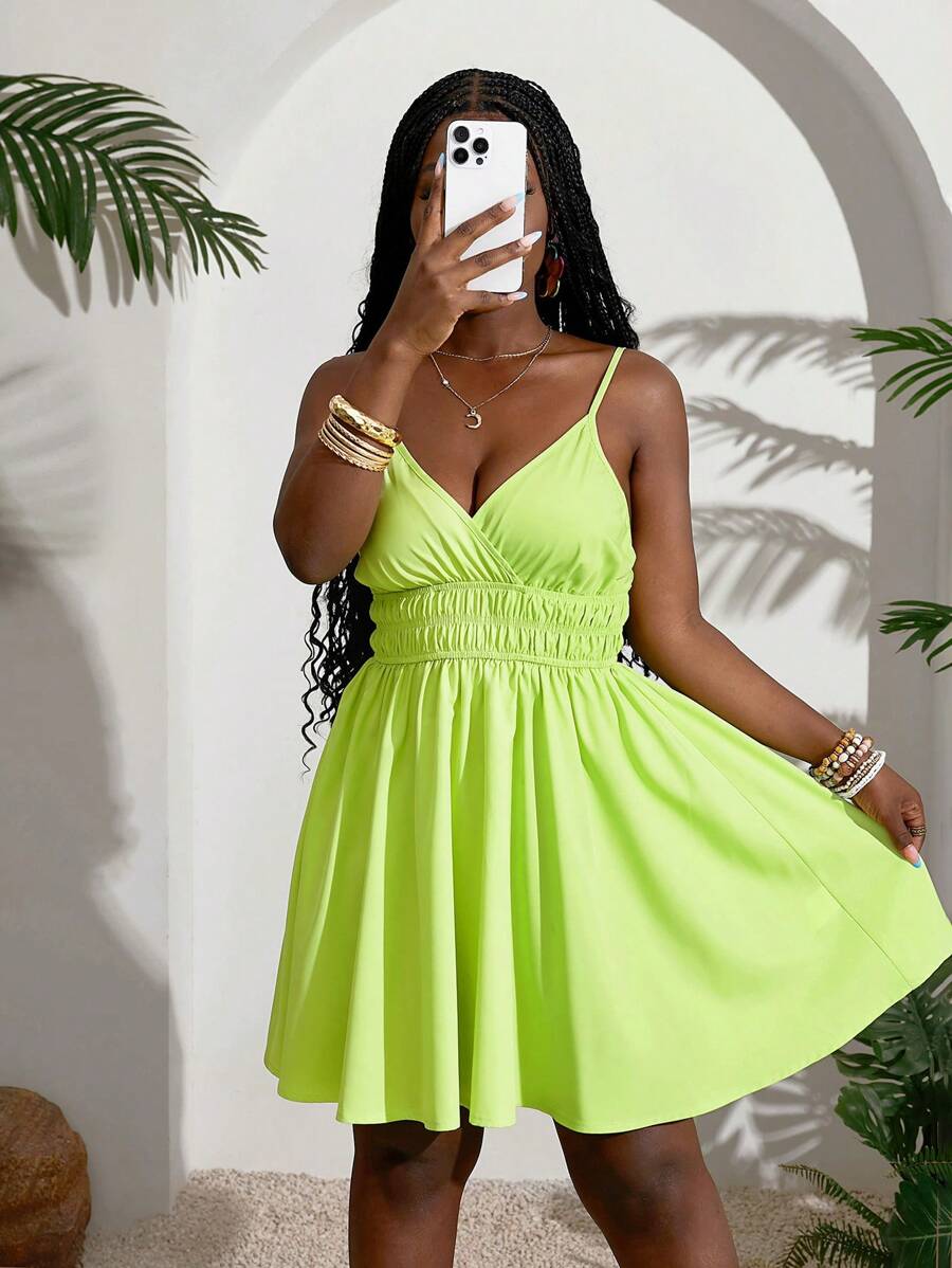 Slaydiva 2025年夏季新音乐节、复活节、西部、游牧、圣帕特里克节、生日派对、毕业典礼、学生日常、休闲、度假、邮轮旅行、海滩、日光浴、流行露背扎染绿色女士连衣裙 - 綠色 - 查看 1