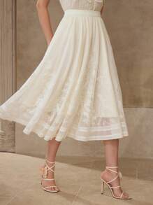MOTF PREMIUM FLOWY CONTRAST LACE SKIRT - White - View 5