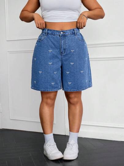 SHEIN ICON Plus Size Women Loose Butterfly Decor Pocket Denim Shorts