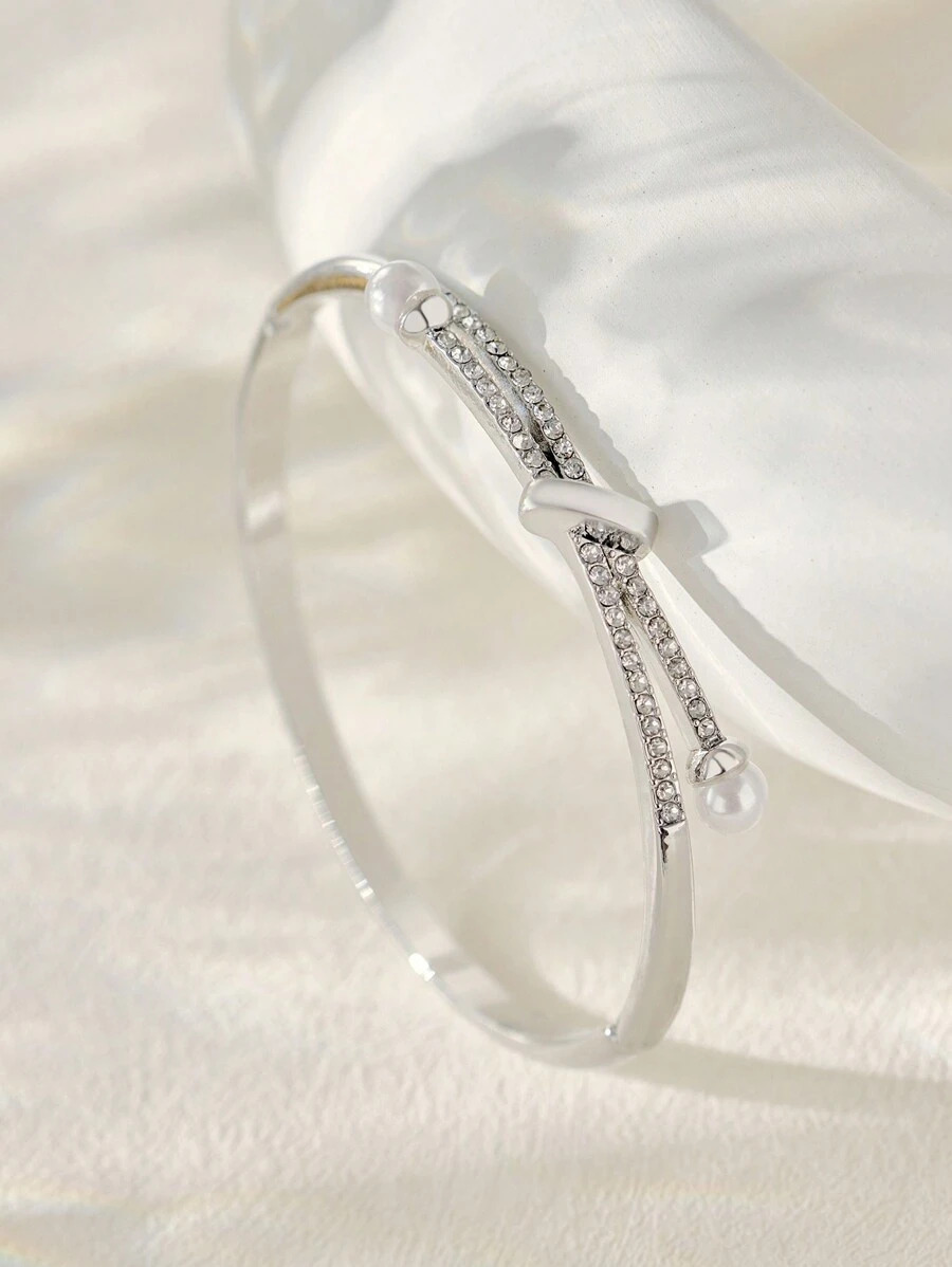 1pc Glamorous Zinc Alloy Rhinestone & Faux Pearl Decor Bangle For Women For Gift Winter Gifts - Silver - View 1