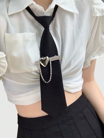 Grunge Punk 1pc Metal Heart Rhinestone Decor Black Asymmetric Bow Tie, Cute School Girl Look Uniform Shirt Tie For Women