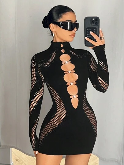 SHEIN ICON Vestido mini con cuello alto de manga larga, unicolor, con recortes sexy, vestidos hippie de primavera para mujeres, atuendo de verano para conciertos, atuendo para mujeres en el Día de Pascua y el Día de San Patricio