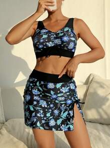 SHEIN Set de 3 atuendos de playa para mujer: Top con cordón estampado con plantas de diseño aleatorio, pantalones negros de corte alto con falda con estampado aleatorio y cordón, elegante conjunto de bikini - Multicolor - Ver 1