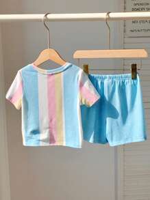 SHEIN 2pcs Baby Boys Casual Cute Raglan Loose Stripe Knit Top T-Shirt And Knit Elastic Waist Shorts 2 Pieces Outfit Set, Suitable For Spring/Summer Indoor And Outdoor Wear