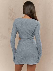 MISSGUIDED Textured Stretchy Cut Out Long Sleeve Mini Party Dress With High Square Neckline And Ruched Details Perfect For Club Night Date Night Spring Summer Fashion - Blue - View 2