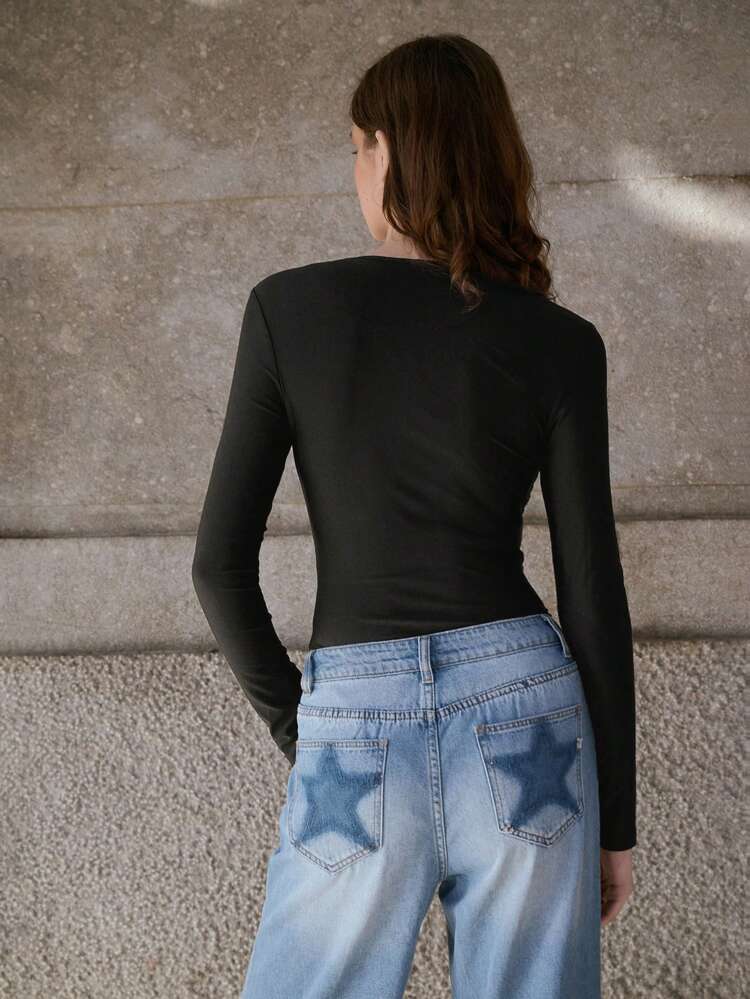 SHEIN Maija Spring And Summer New Style Black Metal Chain V-Neck Sexy Women's Bodysuit, Urban, Modern, Elegant, Sleeveless, Daily Casual Commuting, Suitable For Going Out, Holiday, Holiday Party, Wedding Date Wear