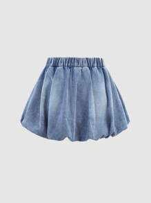 SHEIN Leap Crew 青少年女孩藍色夏季休閒開學 Y2K 時尚水洗牛仔迷你泡泡裙，街頭風、電音節、海灘波希米亞度假風 - 中等水洗藍 - 查看 2