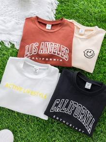 Compra 2 y llévate 1 gratis. Paquete de 3 camisetas de niño casual y deportivo con estampado de texto, un conjunto eficiente de gran valor adecuado para niños para volver al colegio, fiestas, eventos, diario, escuela y viajes en primavera y verano