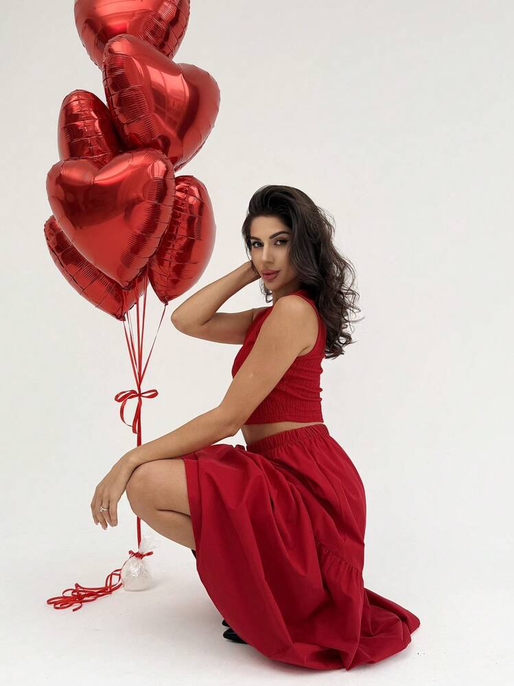 SHEIN Privé 节日新款浪漫优雅情人节简约百搭红色针织无袖上衣和高腰荷叶边下摆短裙套装，情人节现代时尚复古别致装 - 紅色 - 查看 8