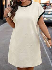 SHEIN LUNE Plus Size Women Casual Textured Color Block Batwing Sleeve Dress,Summer Outfits For Women,Summer Outfits For Women Summer Boho Old Money - Black and White - View 1