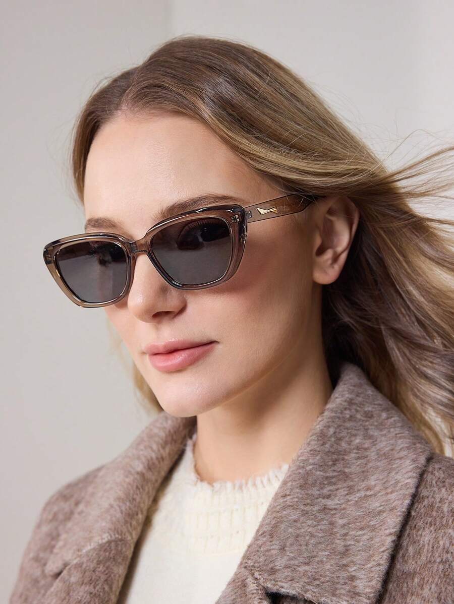 MOTF PREMIUM 1PAIR BASICS STUDDED FASHION FASHION GLASSES, SUITABLE FOR CASUAL AND VACATION WEAR - Olive Green - View 2