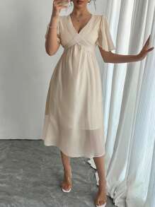 DAZY 女士深 V 领拼接腰部纯色雪纺连衣裙，适合约会和晚间穿着舞会礼服