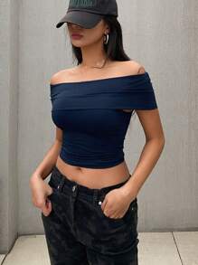 DAZY Women's Solid Color Minimalist Off-Shoulder Fitted Slim Tee,Crop Tops Women,Off Shoulder Top