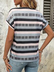 EMERY ROSE Camiseta con manga de murciélago y botones con estampado a rayas, camiseta gráfica para mujeres