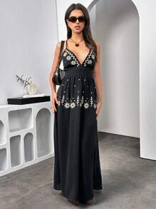 Chiquease Vestido con cuello en V profundo con bordado floral para mujer, ropa de playa de vacaciones - Negro - Ver 4