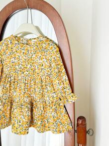 SHEIN LMoss Kids LMoss 女婴可爱甜美碎花荷叶边长袖连衣裙