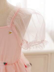SHEIN Glamorique Kids 年轻女孩的草莓花卉刺绣网眼连衣裙，适合夏季度假、聚会、外出 - 粉色 - 查看 8