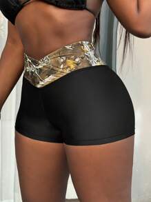 BamGleam Women Dry Leaf Print Waist Patchwork Beach Shorts, For Summer Vacation - Black - View 5