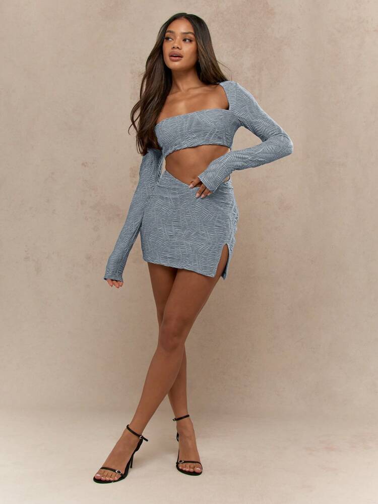 MISSGUIDED Textured Stretchy Cut Out Long Sleeve Mini Party Dress With High Square Neckline And Ruched Details Perfect For Club Night Date Night Spring Summer Fashion