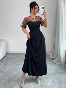 Rafferiza Sexy Embroidered Floral Mesh Patchwork Solid Color Slim Fit Dress, European And American Style - Black - View 4