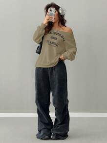 SHEIN EZwear Suéter de una sola manga con estampado de nombre de lugar de tejido informal para mujer, para otoño/invierno