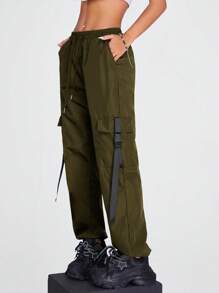 SHEIN EZwear Coolane Streetwear Blokecore Casual Flap Pocket Buckle Tape Cargo Pants With Chain
