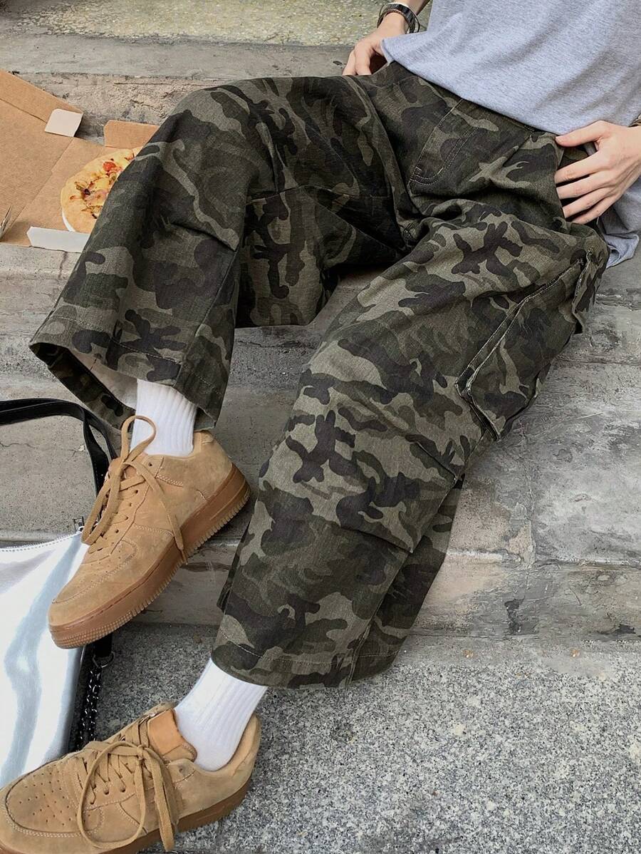 DAZY 女士休闲迷彩水洗牛仔裤，简约时尚，适合日常穿着的街头服饰 - 軍綠色 - 查看 1