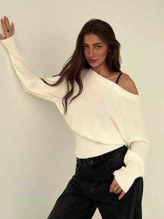 Aloruh Beiger floraler 3D-Schrägschnitt-Loser Strickpullover, romantisch für Ausflüge, Herbst/Winter