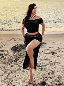 SHEIN Clasi Conjunto de 2 piezas de top corto de hombros descubiertos con aplicaciones de encaje y falda con abertura alta para tallas grandes - Negro - Ver 4