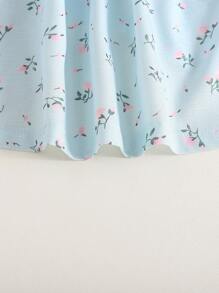 SHEIN 1 件装男婴盖袖方领碎花荷叶边裙，度假和日常穿着甜美公主风格高腰休闲连衣裙搭配凉鞋，夏季新品 - 藍色 - 查看 4