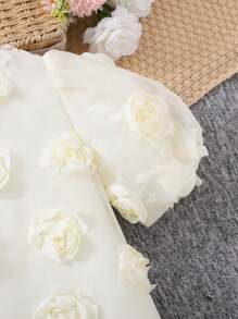 SHEIN Tween Girls 优雅简约泡泡袖 3D 花朵衬衫 - 杏色 - 查看 4