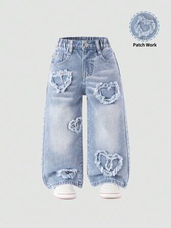 年轻女孩休闲都市轻洗全松紧腰心形贴片刺绣阔腿裤，配有扁平口袋，最佳日常时尚装扮