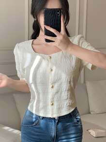 DAZY 女士纯色前扣短袖休闲衬衫，日常穿着 - 米色 - 查看 9