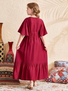 SHEIN Tween 女童复古纯色酒红色拼色刺绣领蝴蝶袖荷叶边下摆连衣裙腰部收褶短袖度假长裙