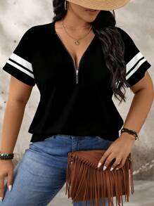 SHEIN LUNE Camiseta de manga corta con cuello en V y media cremallera, de corte holgado con rayas, talla grande, adecuada para el verano
