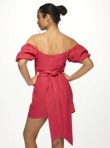 MISSGUIDED 挤奶女工露肩迷你连衣裙，泡泡袖，夏季派对A字裙摆，蝴蝶结露背，特殊场合晚宴婚礼宾客亚麻短裙 - 紅色 - 查看 2