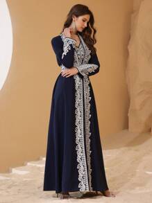 Al Najma 2 件套高端花卉蕾丝拼接奢华女士连衣裙套装，朴素