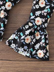 SHEIN 2 Stücke Kleine Mädchen Set: Einfaches gestricktes T-Shirt mit Rundhalsausschnitt & Flare Hose mit Blümchenmuster - Gelb - Übersicht 5