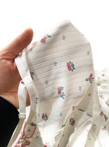 1pc Ditsy Floral Frill Edge Cami Jumpsuit - White - View 7