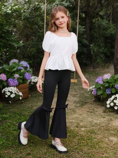 SHEIN 2 件套 Tween Girl 套装：白色荷叶边泡泡袖衬衫和黑色蝴蝶结喇叭裤，休闲优雅，适合春夏季节，适合度假和外出