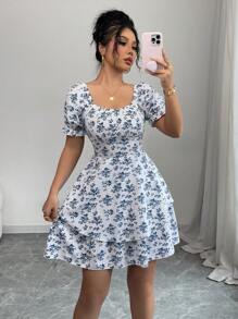 Rafferiza 休闲可爱碎花松紧腰圆领荷叶边下摆短袖女式连衣裙