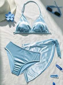 مجموعة بيكيني مكونة من 3 قطع منها ثوب السباحة بتنورة الذي بألوان صلبة للمراهقات، مجموعة السباحة الخفيفة الزرقاء الفاتحة بقطعتين للبنات